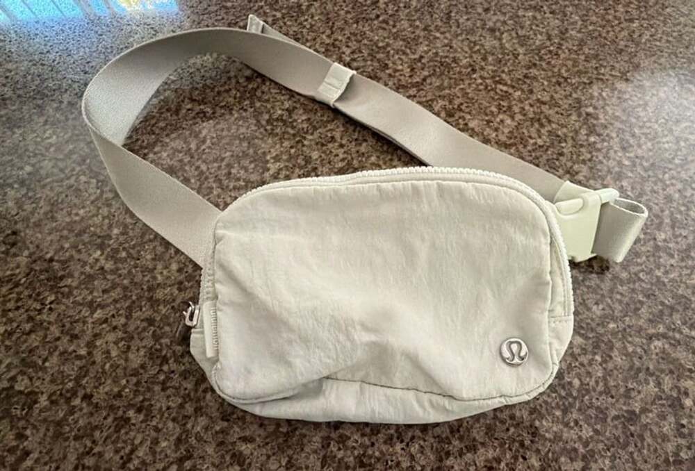 Lululemon Everywhere Belt Bag Light Gray
